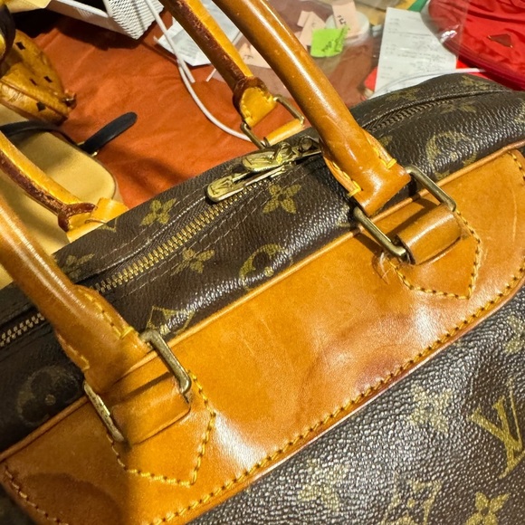Louis Vuitton Monogram Handbag Deuville - Picture 5 of 16